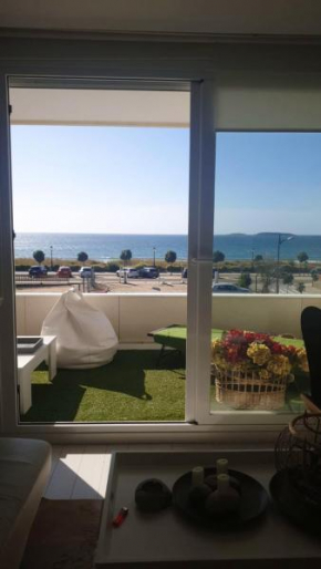 Spacious flat with sea view in Nigrán, 100m²